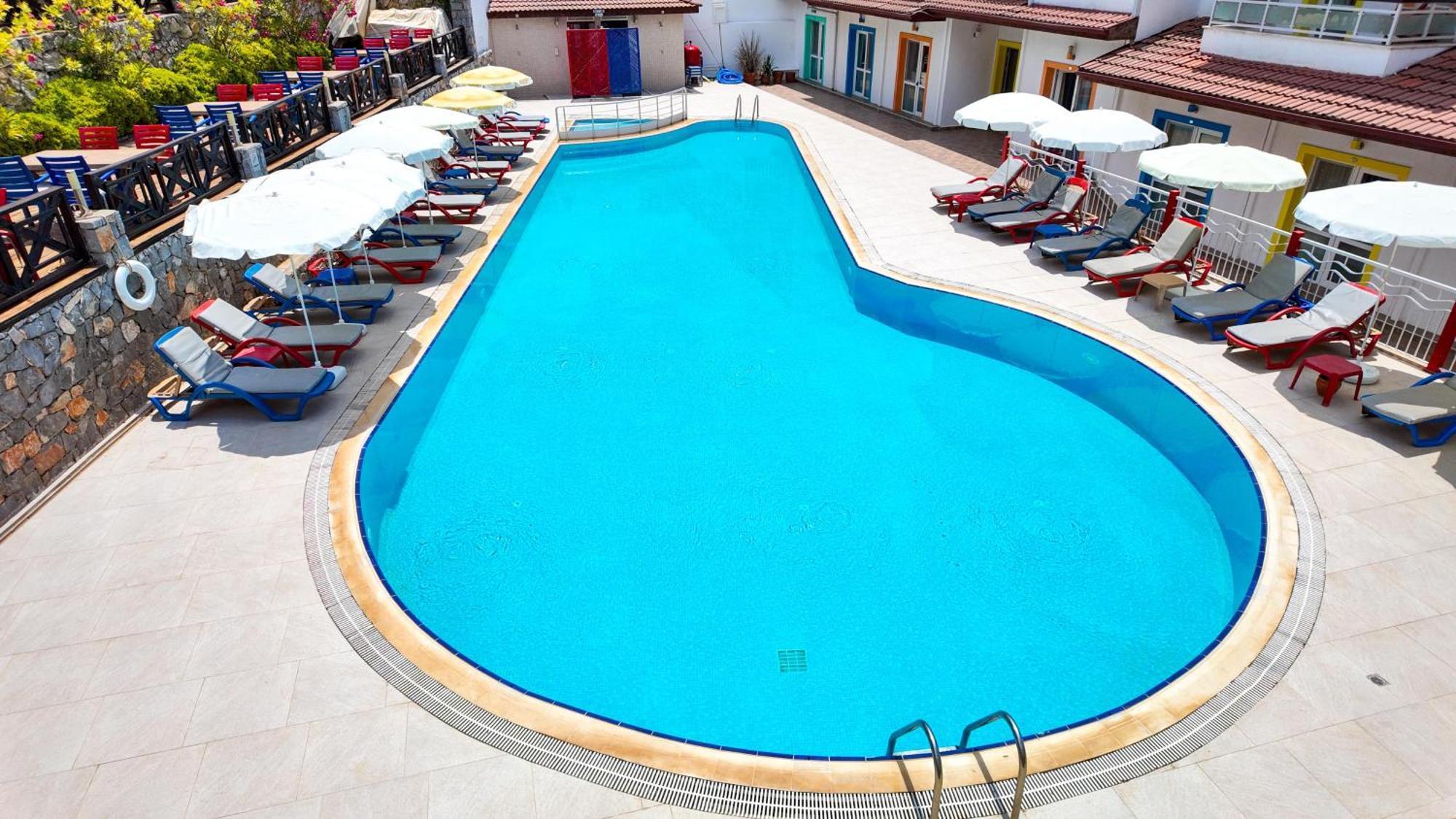 Cedit Konfor Suite Otel מראה חיצוני תמונה